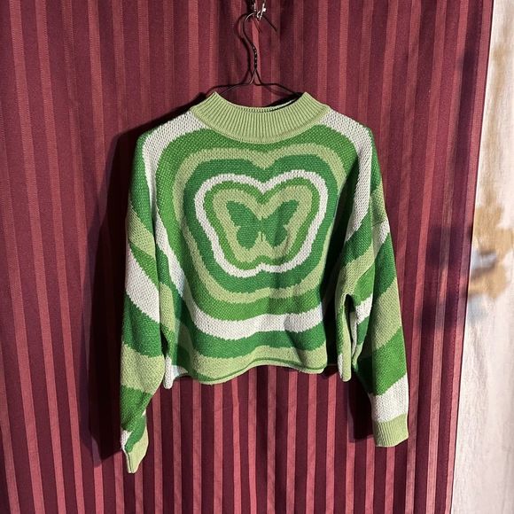 H&M Sweaters - H&M cropped knitted sweater